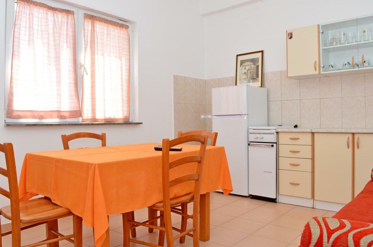 Apartments Macak Novalja Dış mekan fotoğraf